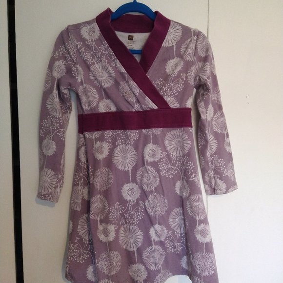 Lavender Tea Collection wrap style dress, size 6 - Picture 3 of 11